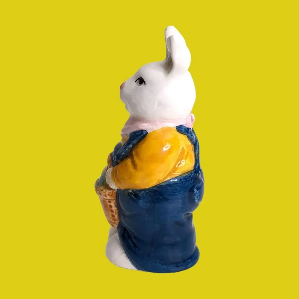 Vintage Anthropomorphic Salt & Pepper Shakers Bunny Rabbit Bride and Groom ABC